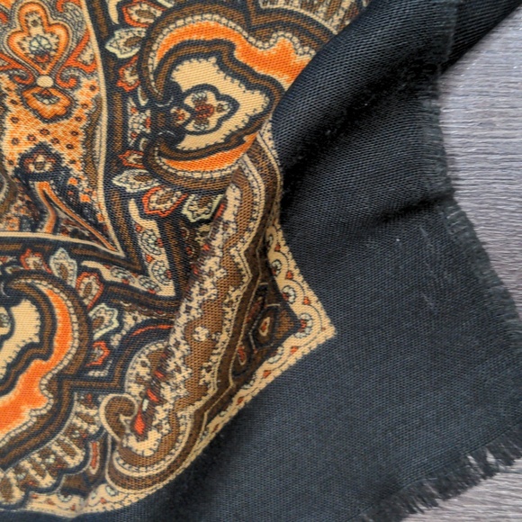 Vintage Paisley Scarf Brown & Black Winter Preppy Large Shawl Fringe Edges - Picture 6 of 8